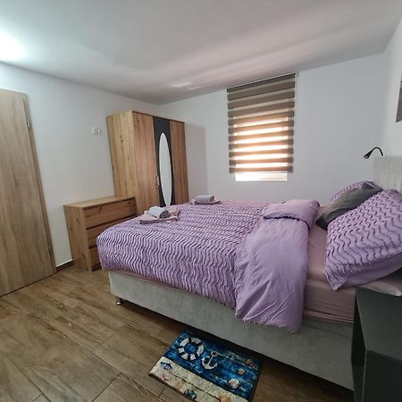 Apartmani Jadro Vir Ngoại thất bức ảnh